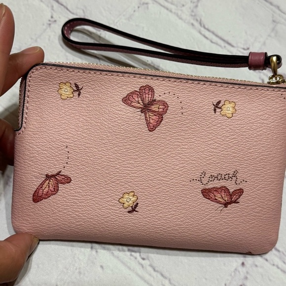 COACH Corner Zip Wristlet In Pink Signature Canvas With ButterFly Print NWT - Picture 6 of 10